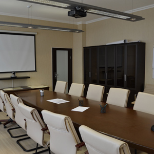 Оснащение переговорной комнаты компании АЛК оборудованием для аудио и видеоконференций